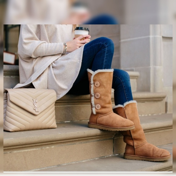 UGG Shoes - Ugg Bailey Bottom for women's excellent condition